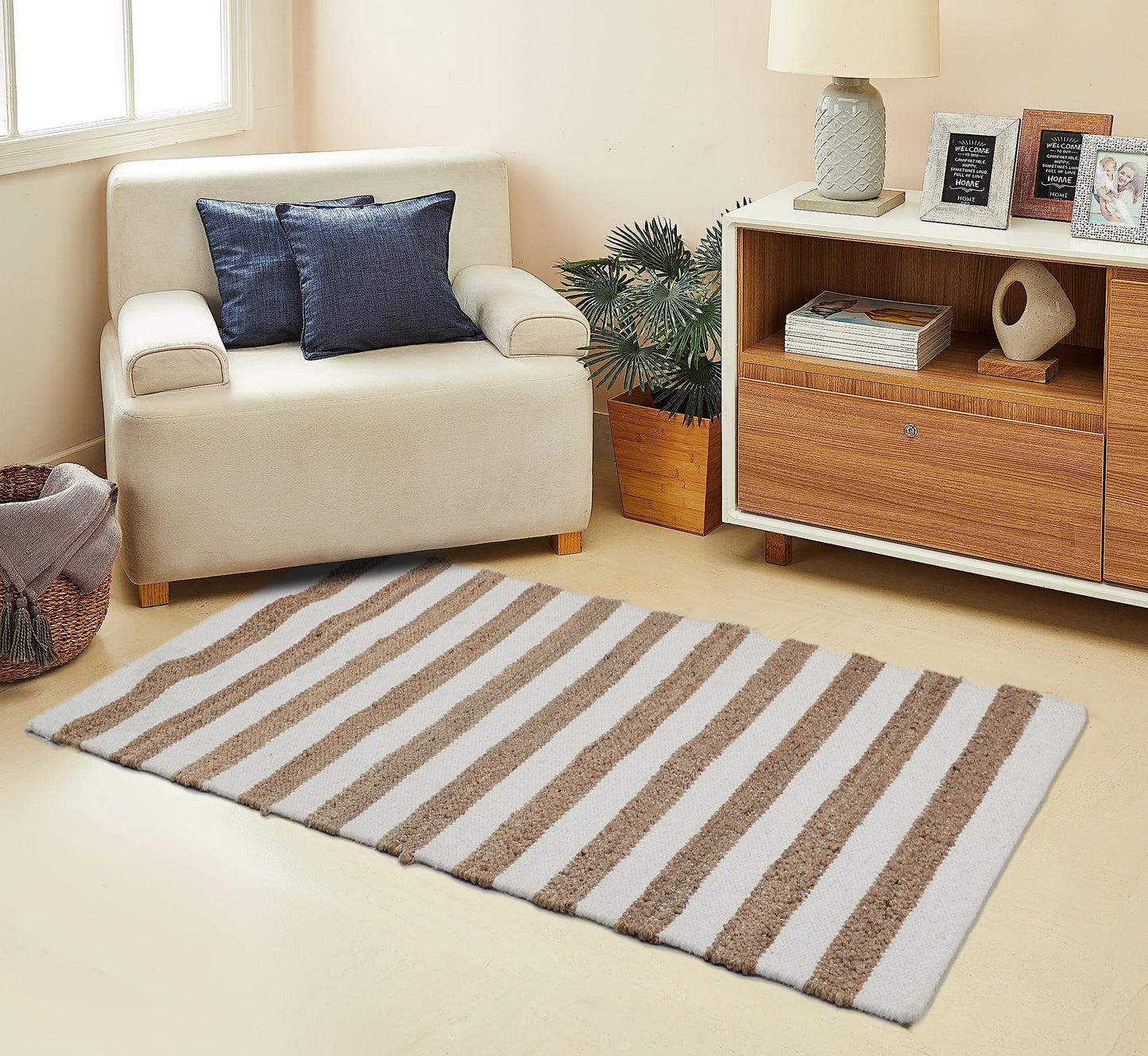 Hand Woven Wool/Jute Rug