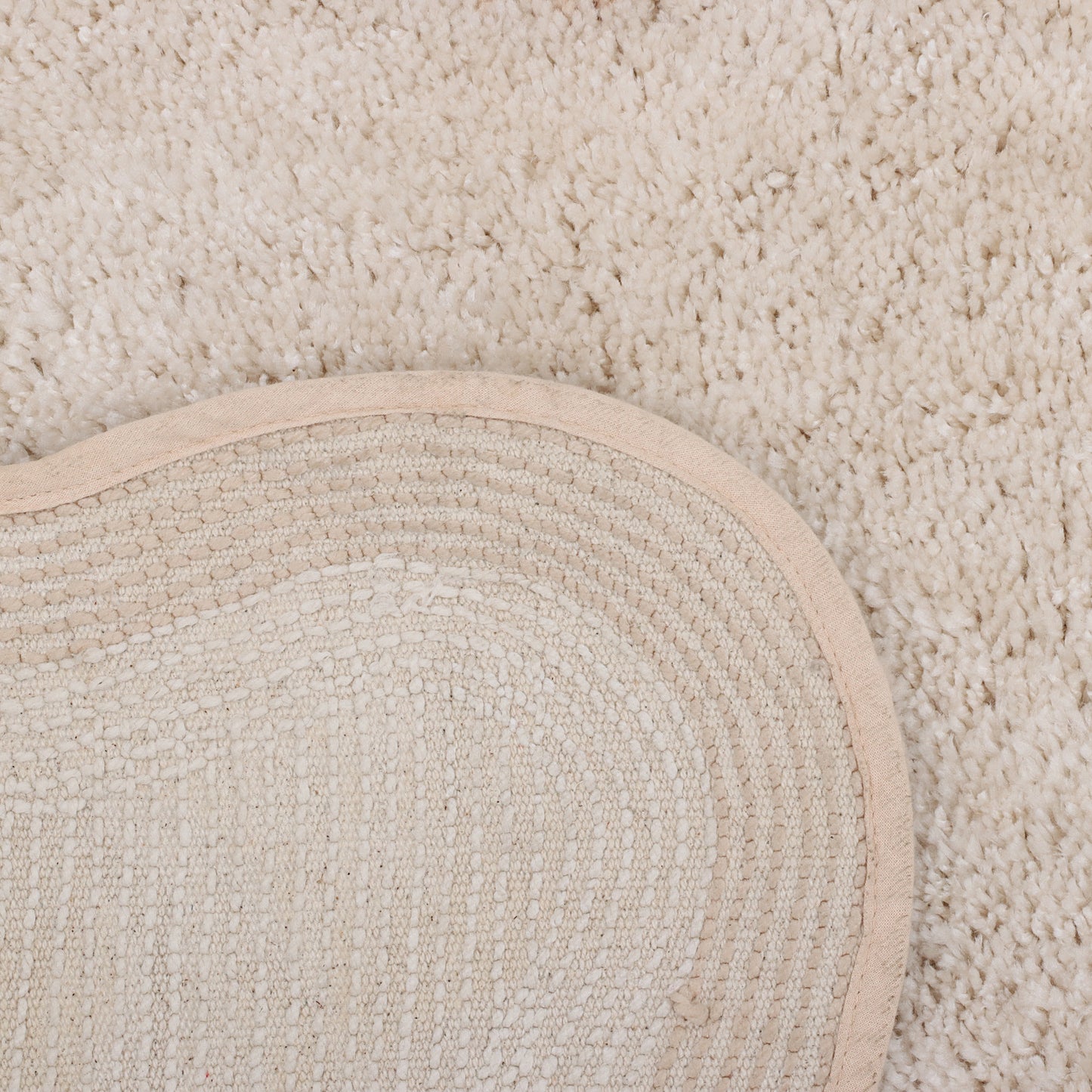 Scalloped Edge Bathmat