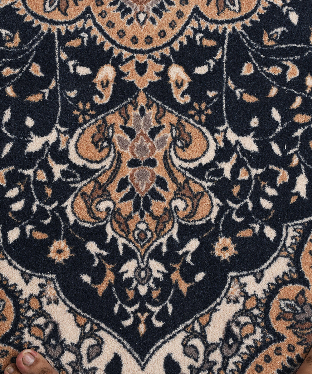 MEDALLION RUG
