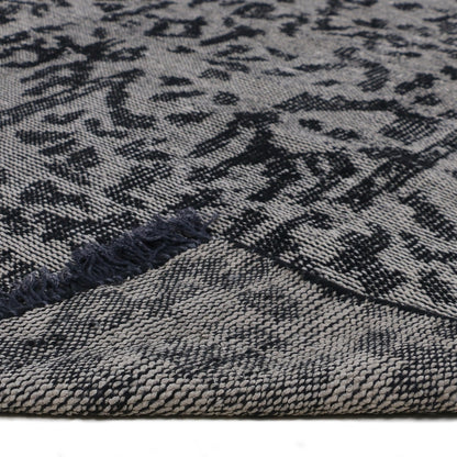 6x9 feet wool rug