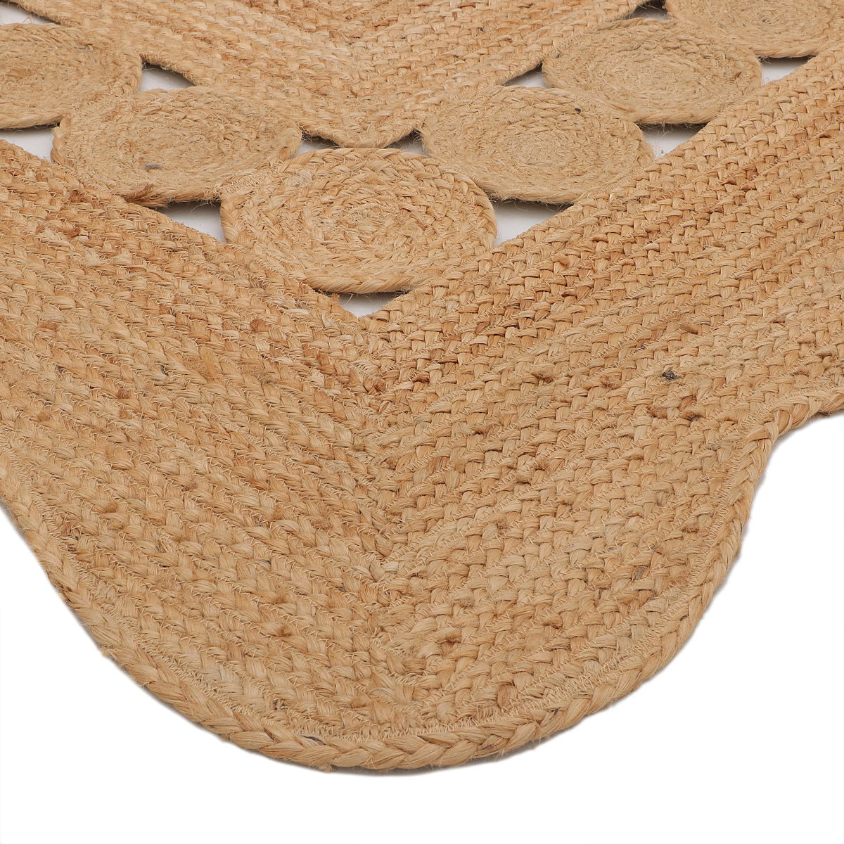 Hand Braided Scalloped Jute Rug
