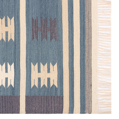 Blue & Ivory Hand Woven Wool Rug - 6'x9'