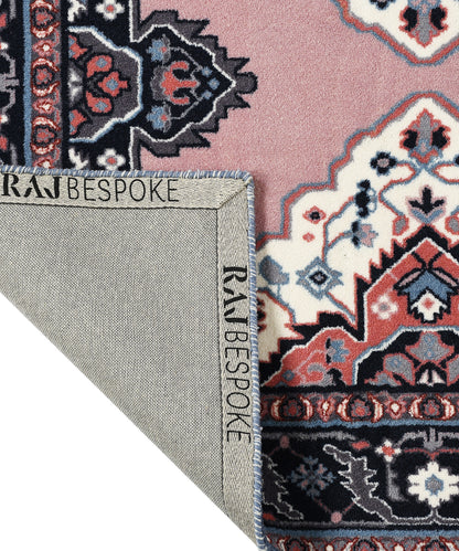 ARYA RUG