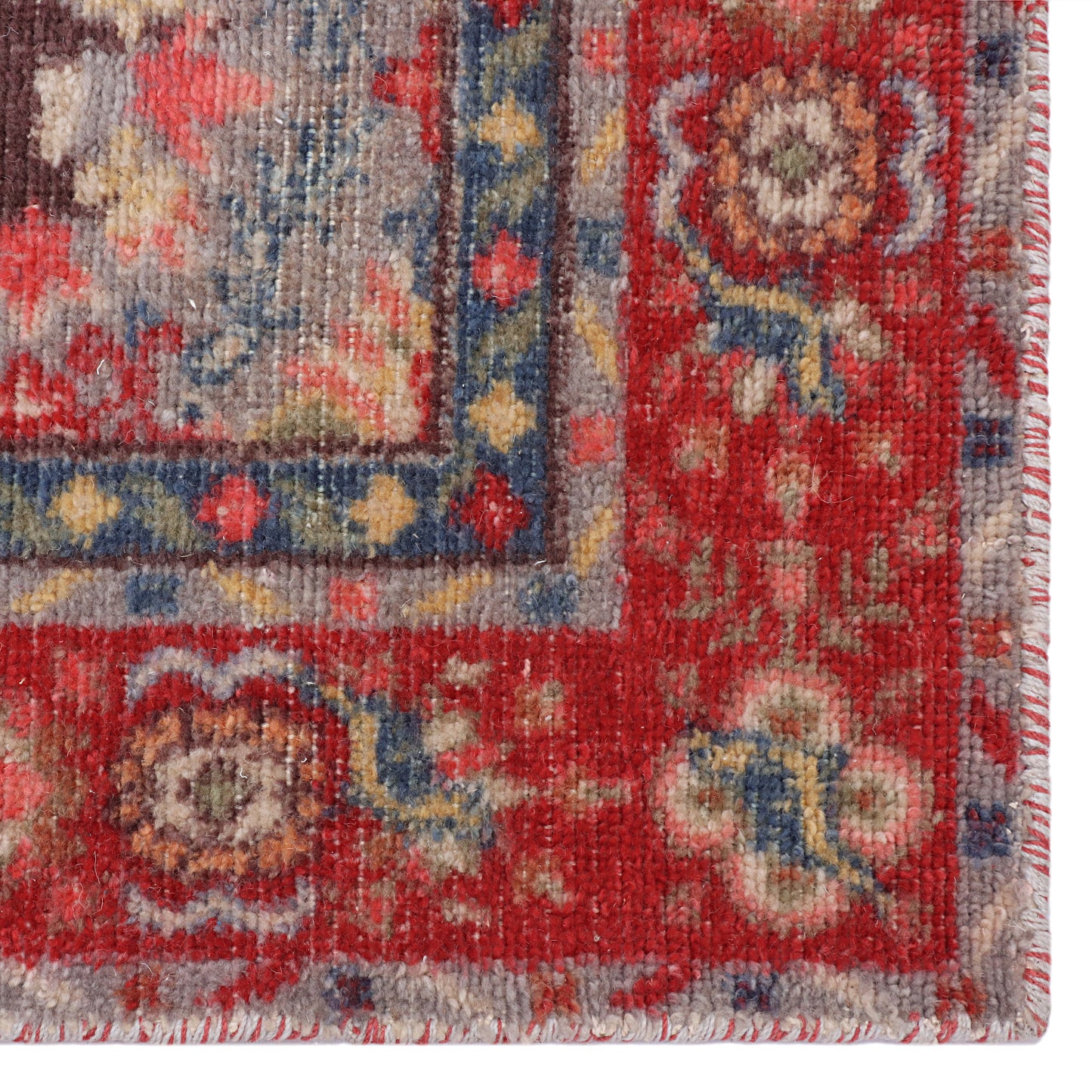 Bakhtiari Hand Knotted Carpet