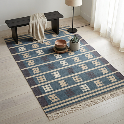 Blue & Ivory Hand Woven Wool Rug - 6'x9'